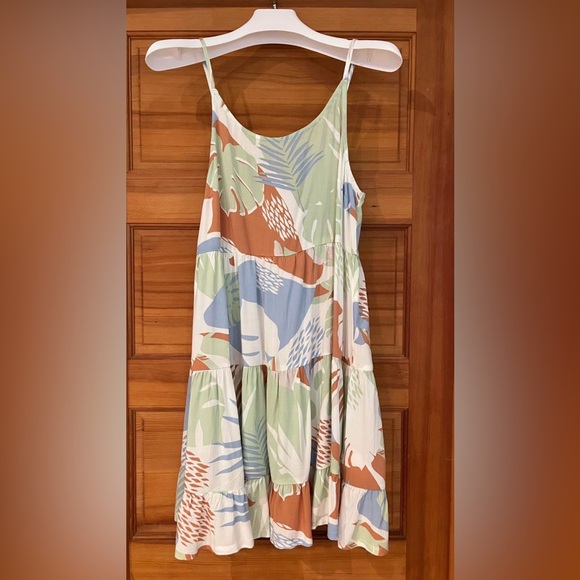 NWT Roxy Floral Minidress - Small - Picture 4 of 6